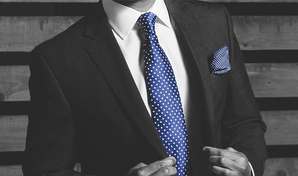 ������Ա��Ϊ׼��