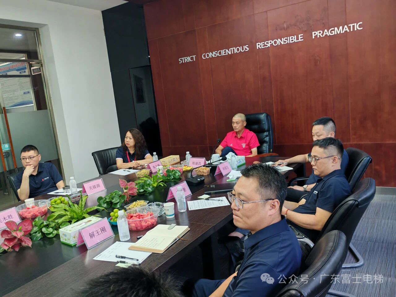 1760432083.jpg 32d5e8055b3457166c04ed695c2a7986.jpg